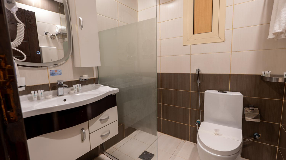 Bathroom 5, Tamaya Hotel Apartments, Al Khobar