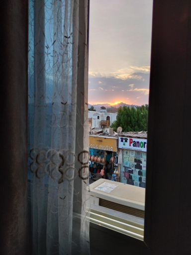 Others 5, Dahalianz Hotel, Sant Katrin