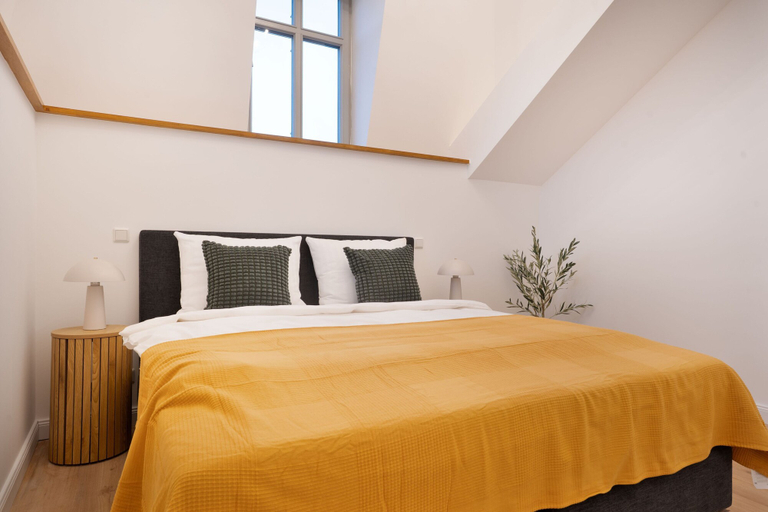 Bedroom 2, Zentrale Apartments I home2share, Halle (Saale)