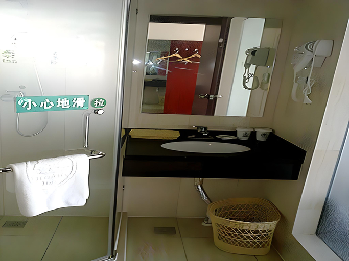 Bathroom 4, GreenTree Inn Suzhou West Wuzhong Road Express Hotel, Suzhou