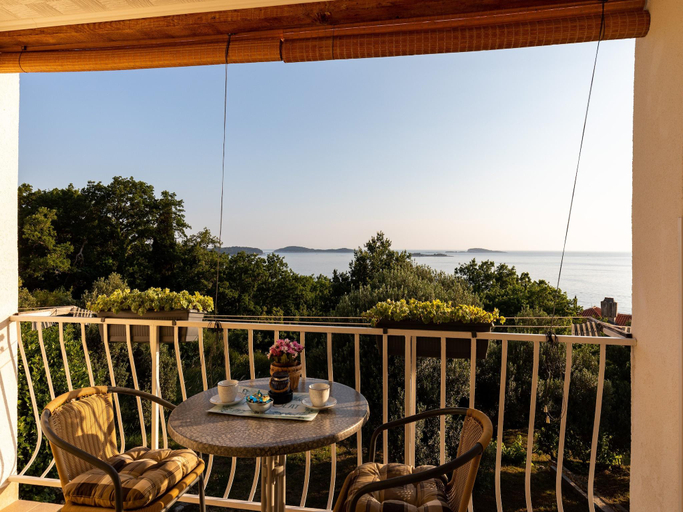 Others 4, Apartments Belenum - Double Room with Balcony and Sea View no.2, Župa Dubrovačka