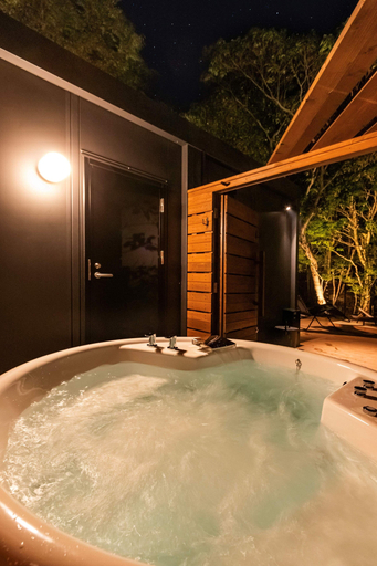 Sport & Beauty 5, amarancia cottage hugging nature house, Minamiawaji