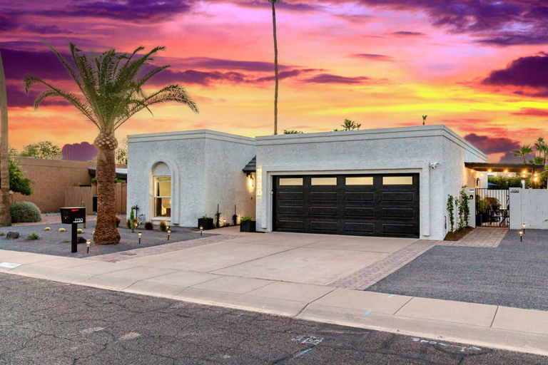 Room 2, Buena Terra in Scottsdale, Maricopa