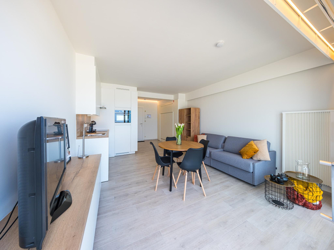 Others 4, Beautiful apartment with stunning sea view, West-Vlaanderen