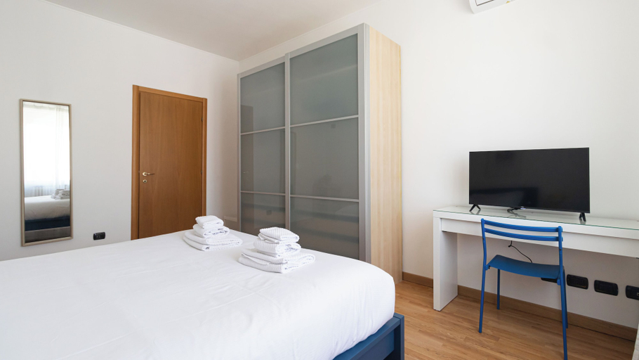 Others 4, Italianway Comfort - Maffei 20, Milano