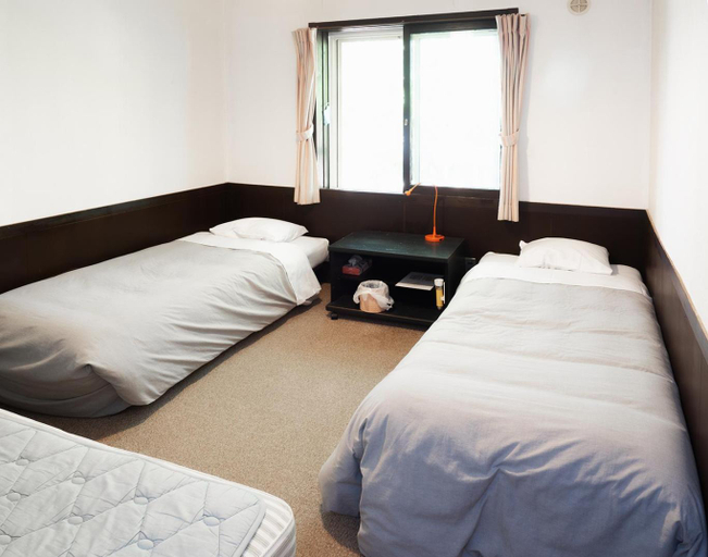 Bedroom 2, Stella八ヶ岳原村-星空,サウナ,BBQ,大型スクリーンを楽しめる八ヶ岳の貸切宿, Hara