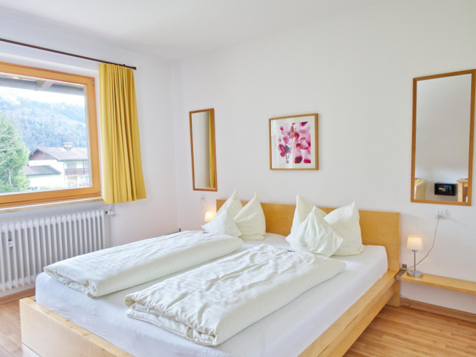 Bedroom 2, Hotel Garni Landhaus Sonnenstern, Berchtesgadener Land