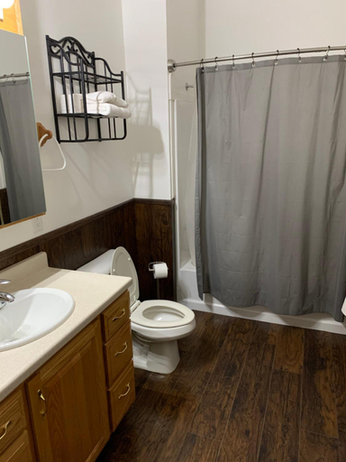 Bathroom 3, Zion's Most Wanted Hotel, Washington