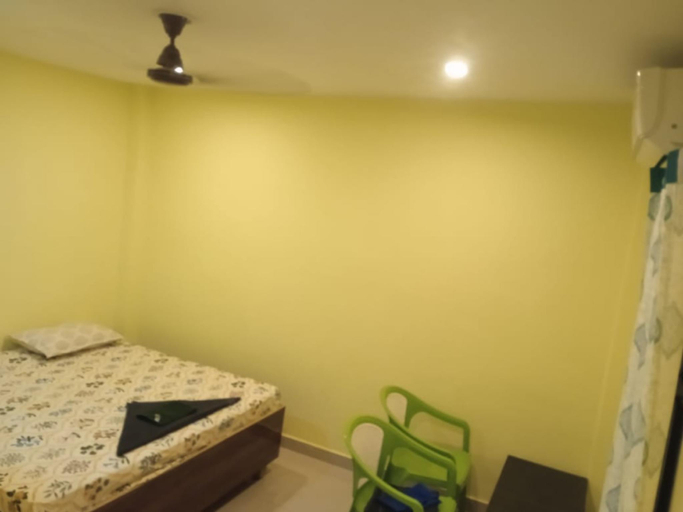 Bedroom 2, Goroomgo Om Sai Paying Guest House Varanasi, Varanasi