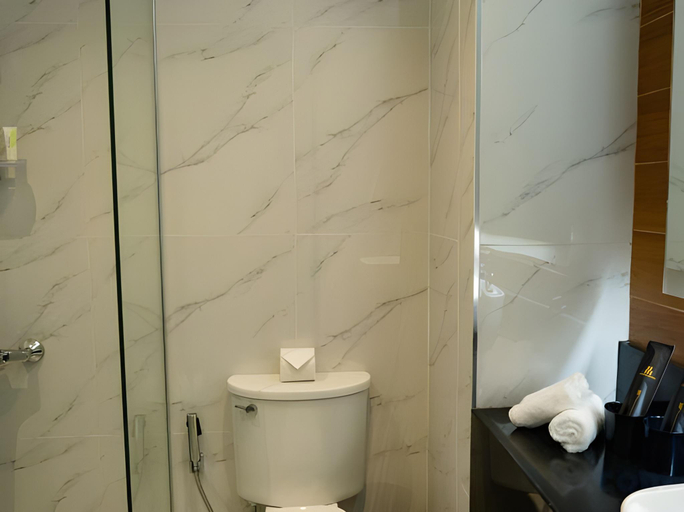 Bathroom 4, Amber Hotel - Cebu, Cebu City
