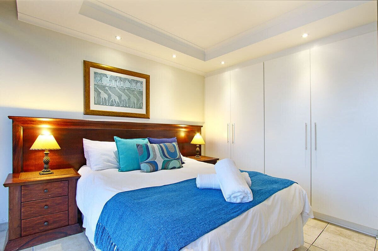 Others 5, Ocean View C602 bt HostAgents, City of Cape Town