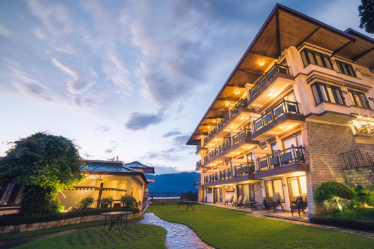 Exterior & Views