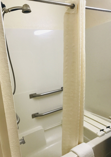Bathroom 3, Baymont by Wyndham Acworth, Bartow