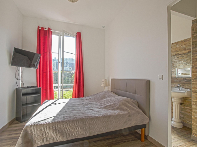 Bedroom 2, Coastal Comfort in Normandy, Calvados