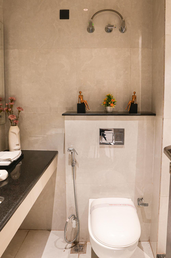 Bathroom 2, Metro Studios, Gurgaon