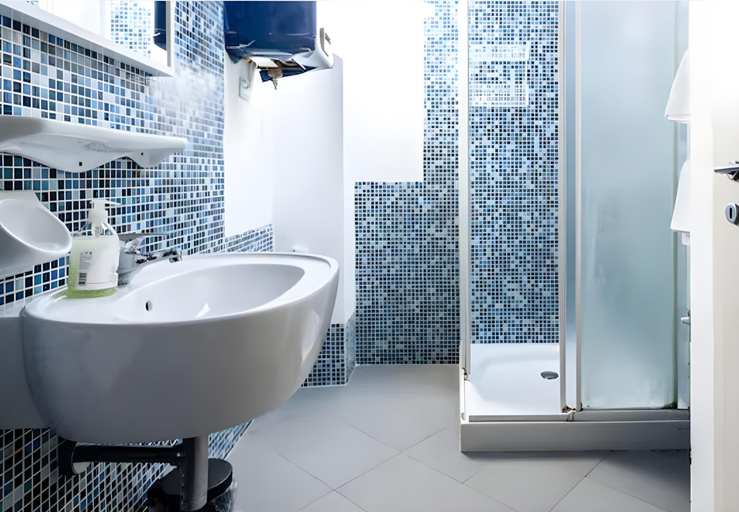 Bathroom 4, Le Donzelle, Pisa