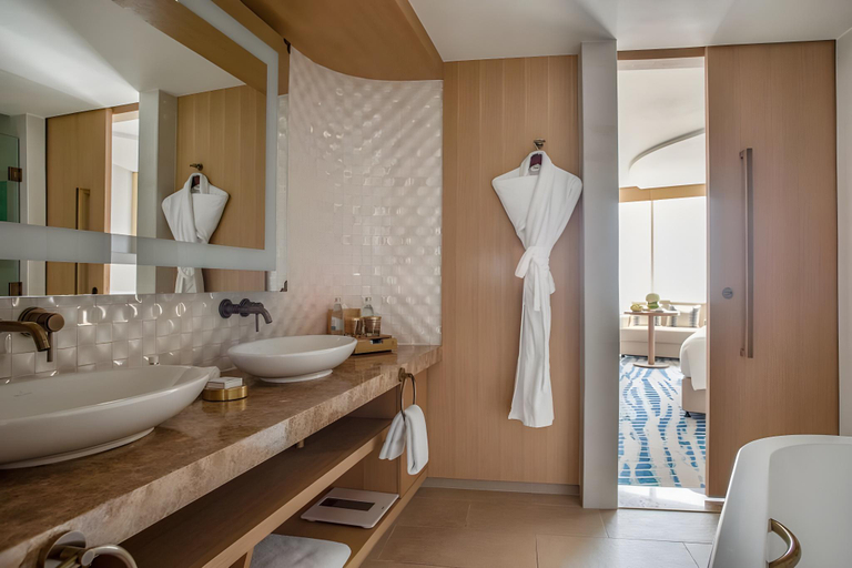 Bathroom 19