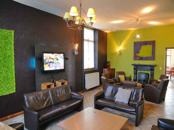 Others 4, Holiday Home in Somme-Leuze with Garden BBQ, Namur