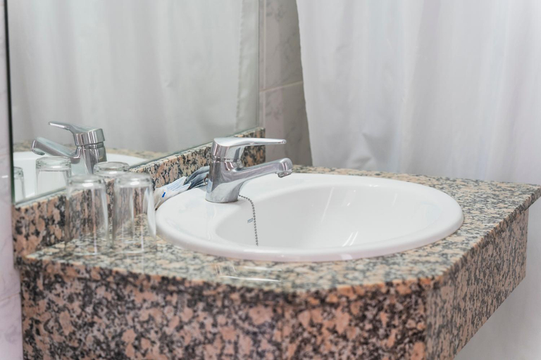 Bathroom 4, Hotel Amic Can Pastilla, Baleares
