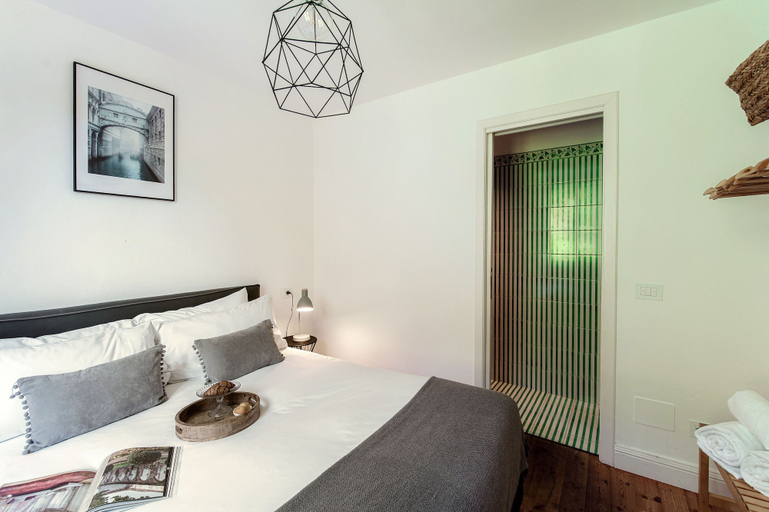 Room 3, Villa Casasco, Como