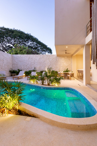 Sport & Beauty 3, Hotel Manglar, Dist. Pochutla