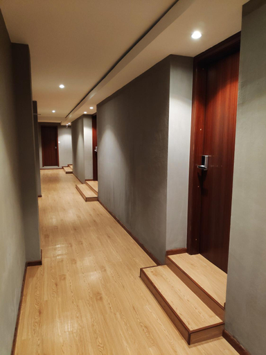 Others 3, EZ Suites, Bandar Seri Begawan