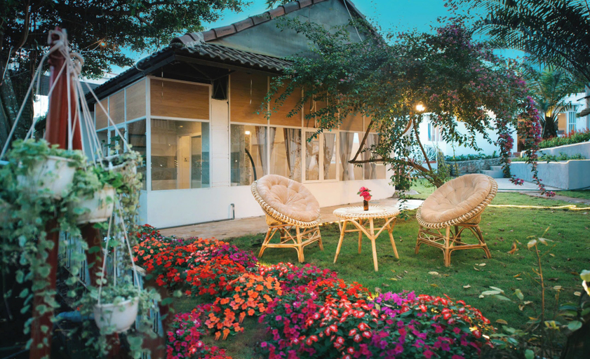 Exterior & Views 2, Homestay Vuon Phap BMT, Buon Ma Thuot