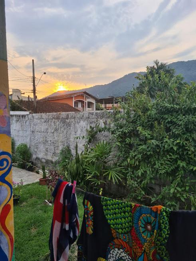 Others 4, Quarto para mulheres, Ubatuba