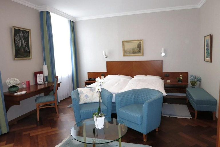 Bedroom 2, Hotel Hecht, Appenzell Innerrhoden