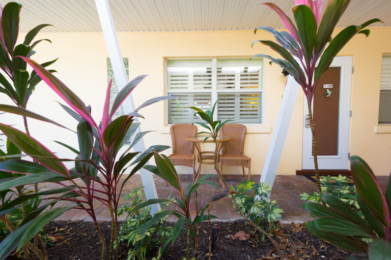Exterior & Views 3, Tropical Beach Resorts, Sarasota