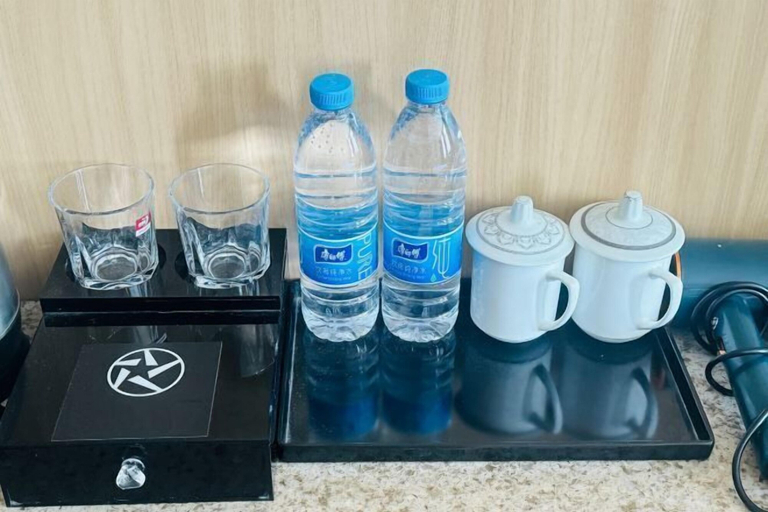 Bedroom 4, Tonghui Business Hotel, Ningbo