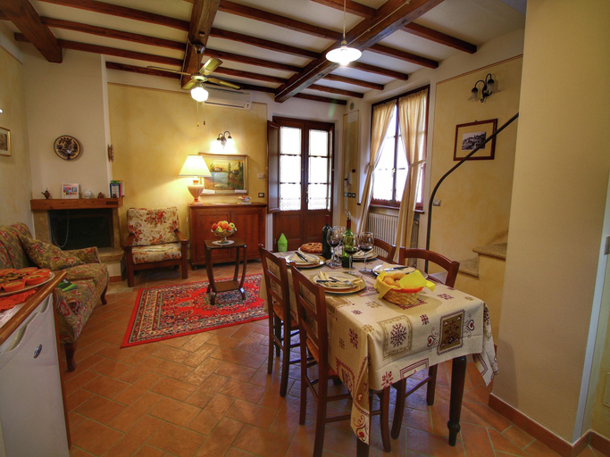 Others 4, Tuscan Retreat with Pool, Arezzo