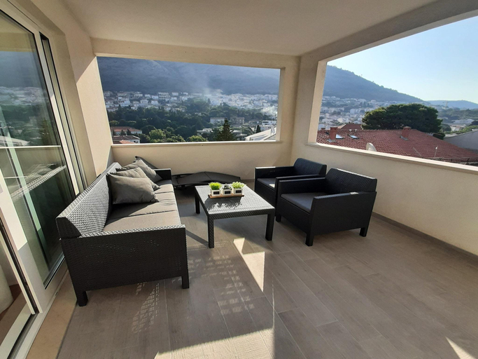Others 5, Apartment The Big Chill - Three Bedroom Apartment with Terrace, Balcony and Jacuzzi, Dubrovnik