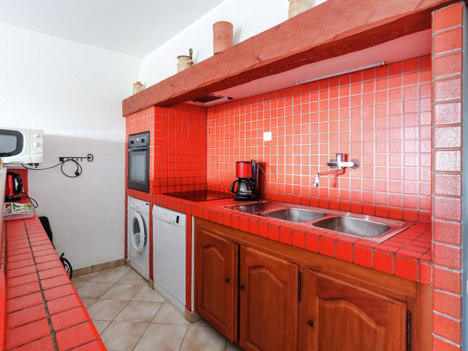 Others 5, Holiday Home in Bormes with Private Pool, Var