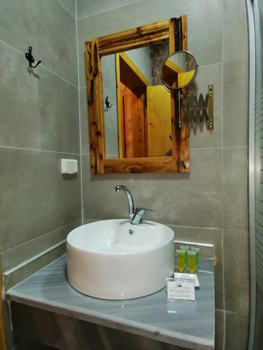 Bathroom 2, Infinity Lodge, Wadi Musa