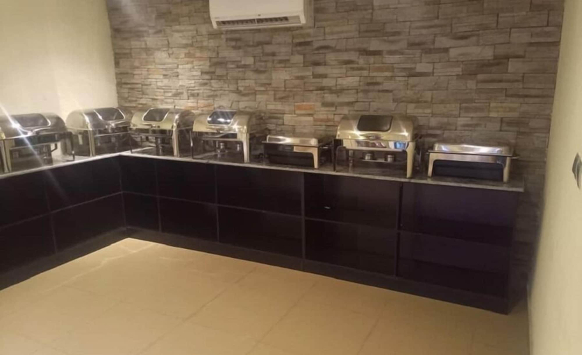 Food & Drinks, Golden Tulip Essentials Owerri, Owerri Municipal