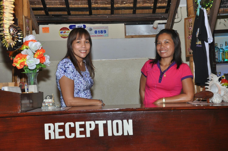 Public Area 3, Slam's Garden Dive Resort, Daanbantayan
