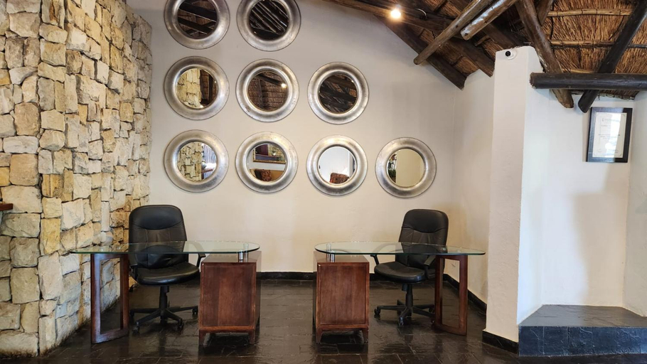 Public Area 2, Shumba Valley Lodge Lanseria Airport, City of Johannesburg