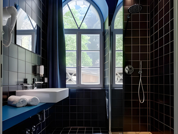 Bathroom 3, Sachsenklemme Hotel, Bolzano
