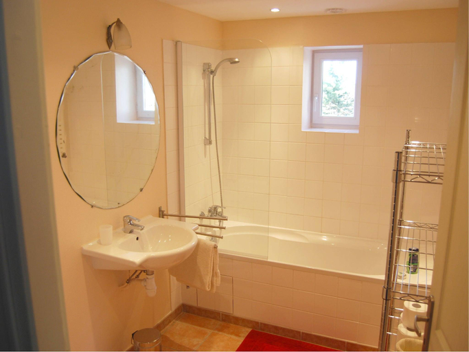 Bathroom, Mansion in Provence with Pool Near Town, Vaucluse