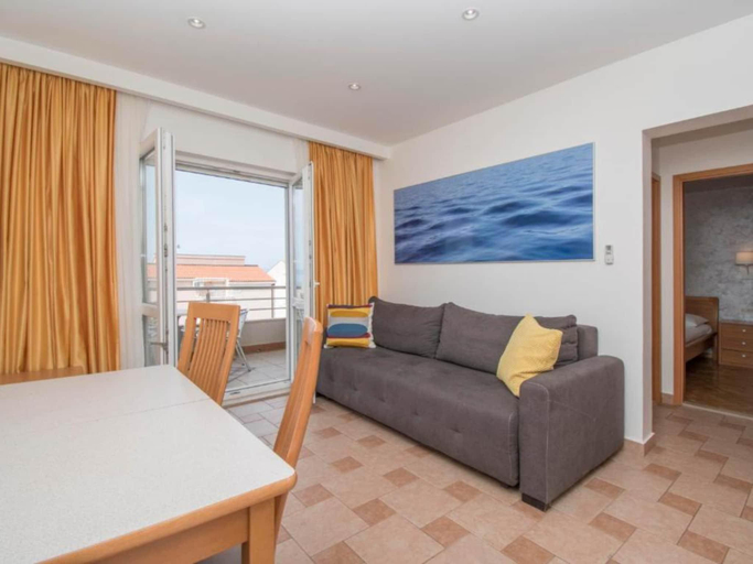 Others 5, Apartments Antonio - One Bedroom Apartment with Balcony and Sea View - 3, Tučepi