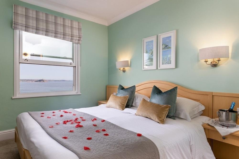 Bedroom 3, Hotel Penzance Harbour View, Cornwall