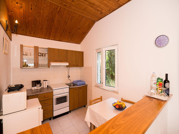 Others 4, Apartment Srd - Two-Bedroom Apartment with Balcony and Sea View, Dubrovnik