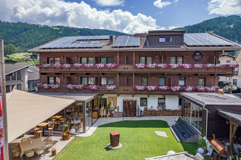Exterior & Views 2, Hotel Alpenstolz, Innsbruck Land