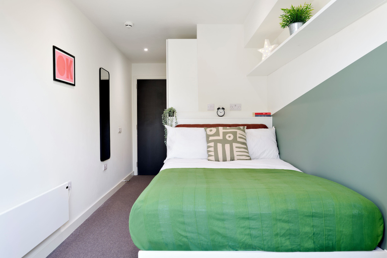 Others 3, For Students Only - Ensuites in Huddersfield, Kirklees