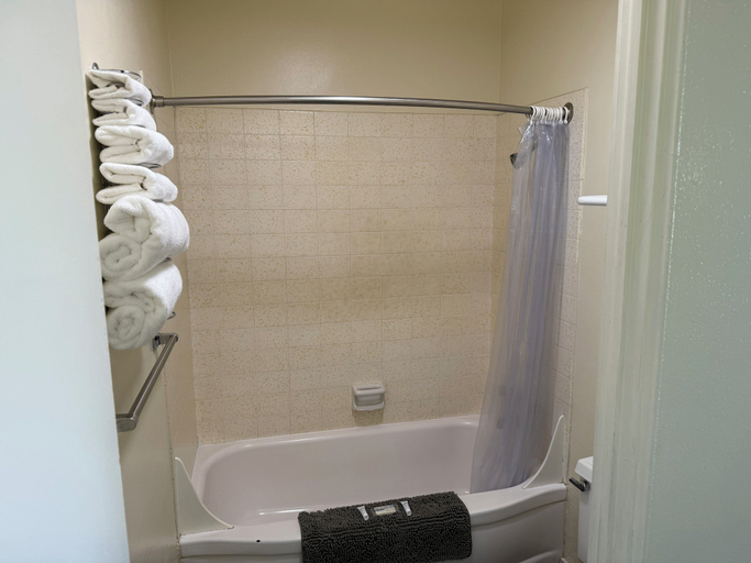 Bedroom 4, Down Towner Inn, Idaho