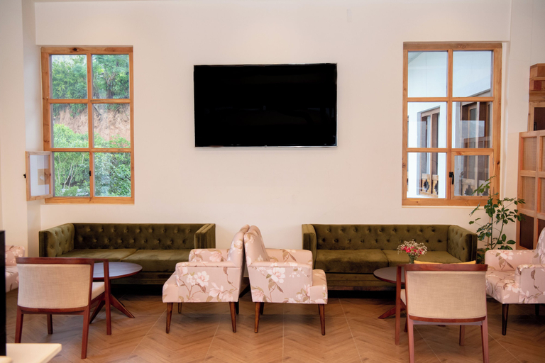 Others 4, Lobesa Boutique Hotel, Bapisa
