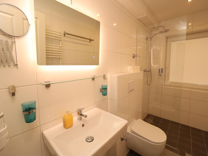 5, Apartment in Essen with Private Terrace, Essen