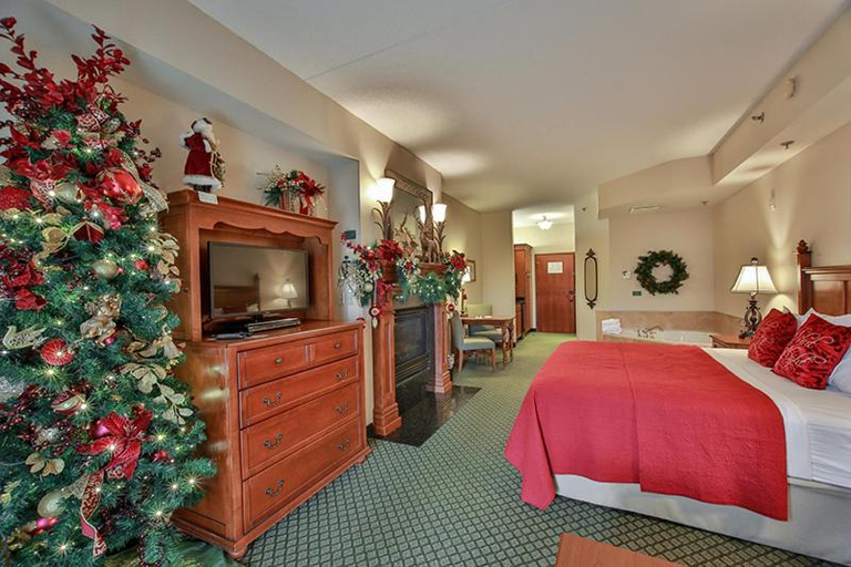 Bedroom 3, The Inn at Christmas Place, Sevier