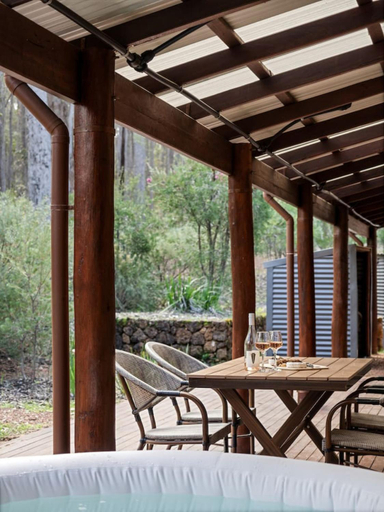 Others 5, Jarrah Grove Forest Retreat - Adults Only Luxury Chalet, Augusta-Margaret River